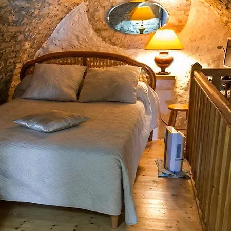 2 Bedroom Gorgeous In *